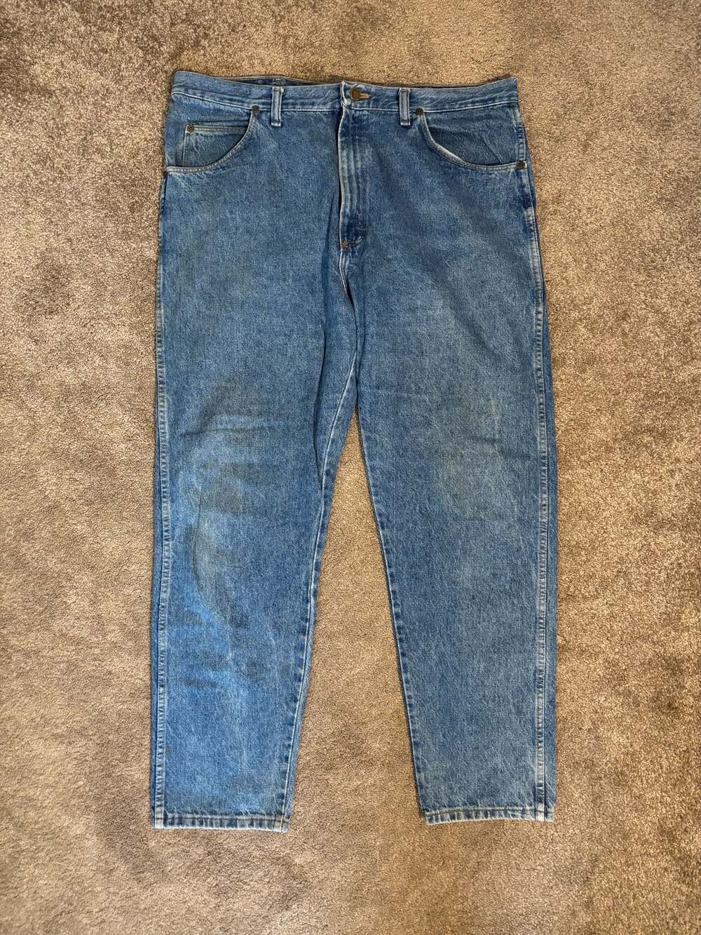 Vintage 90s Wrangler Jeans Mens 38x32 Made USA Blue Denim Relaxed Fit Workwear